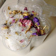 Load image into Gallery viewer, In The Garden Bath Soak
